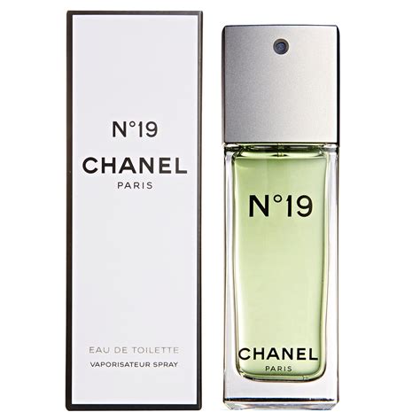 chanel 19 storia|Chanel no 19 perfume.